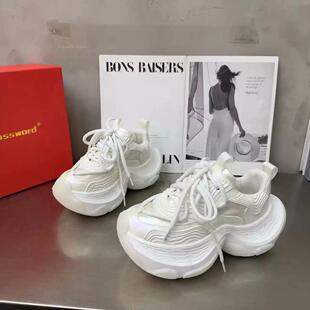 2024秋冬季新款女鞋厚底透气增高小个子纯色加绒保暖舒适老爹鞋女