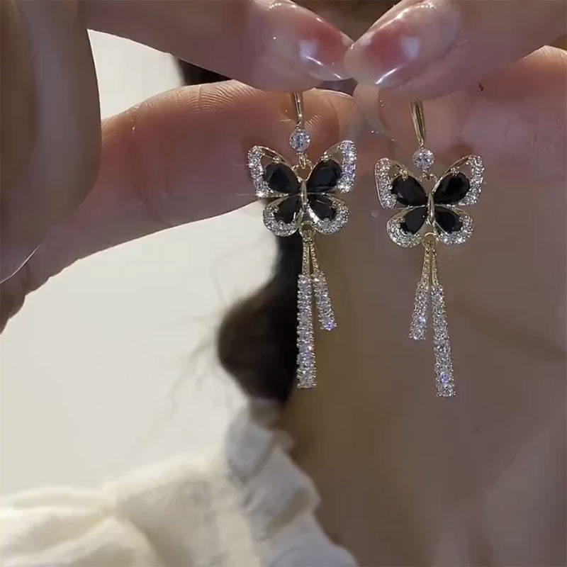 法式赫本风耳饰精致蝴蝶镶钻水晶耳环小众设计感高级气质名媛耳坠