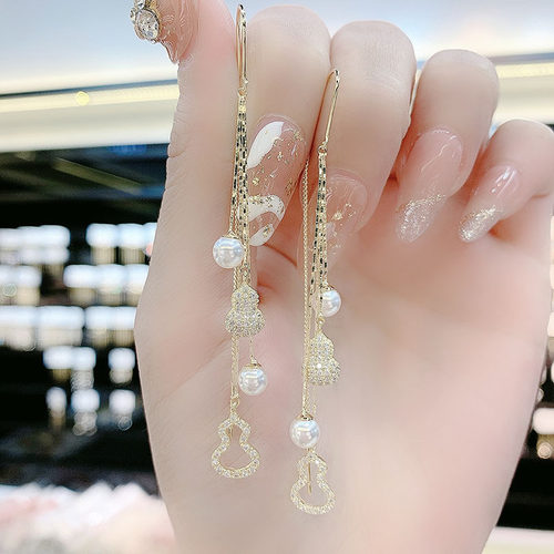 设计感葫芦耳线耳环2026年新款潮高级大气长款流苏耳坠网红耳饰女