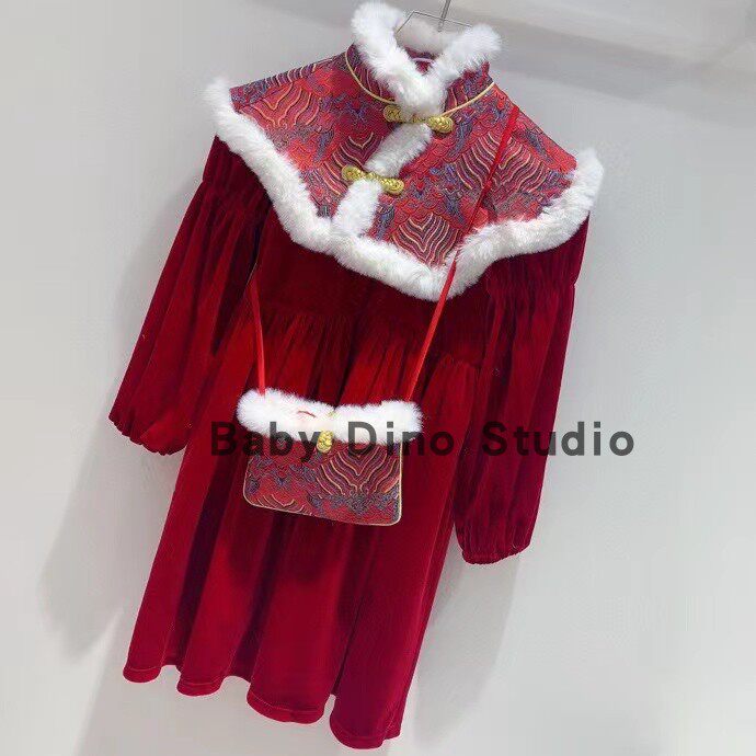 定制款女童红色坎肩送拜年服