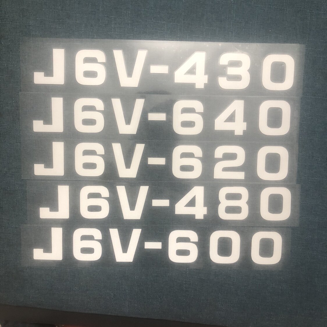 适用于解放J6V-640马力标贴 车门马力标识 装饰车贴字标 600车贴