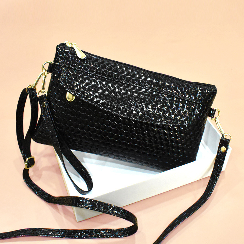 包包女新款斜挎包欧美漆皮手拿包女士亮面PU两用包