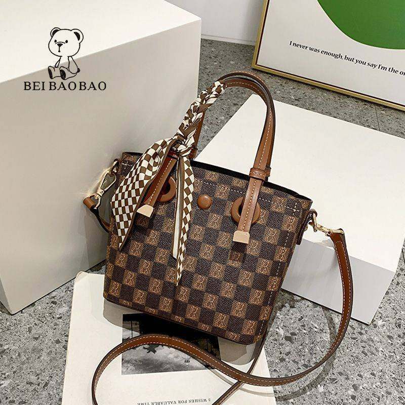 北包包大容量包包女包2023新款质感时尚单肩斜挎手提包复古水桶包