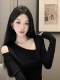 Mimo 上衣 显瘦小众露肩气质长袖 dk黑色V领针织打底衫 女2024秋修身