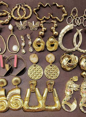 【外贸夸张饰品】Z42外贸复古铜镀合金色港风大耳圈圈美人鱼耳钉