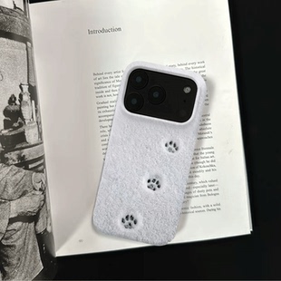 原创小众可爱雪地猫爪iPhone17pro手机壳磁吸16p软壳亮面14半包壳苹果15promax全包磨砂硬壳适用三星s24S25