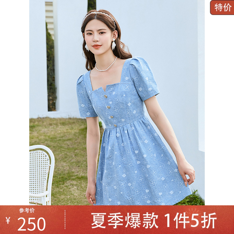 固执2025夏季新款法式方领短袖牛仔短款连衣裙32252LQ08140