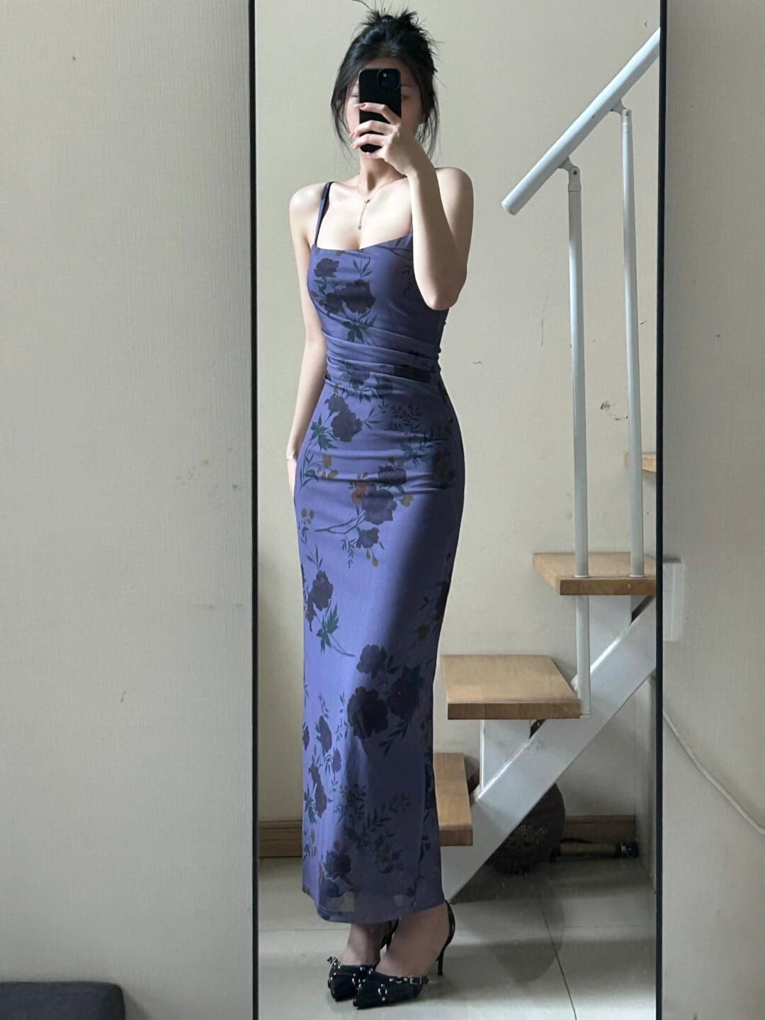 微胖MM纯欲辣妹紫色吊带碎花连衣裙子女夏季梨形身材修身包臀长裙