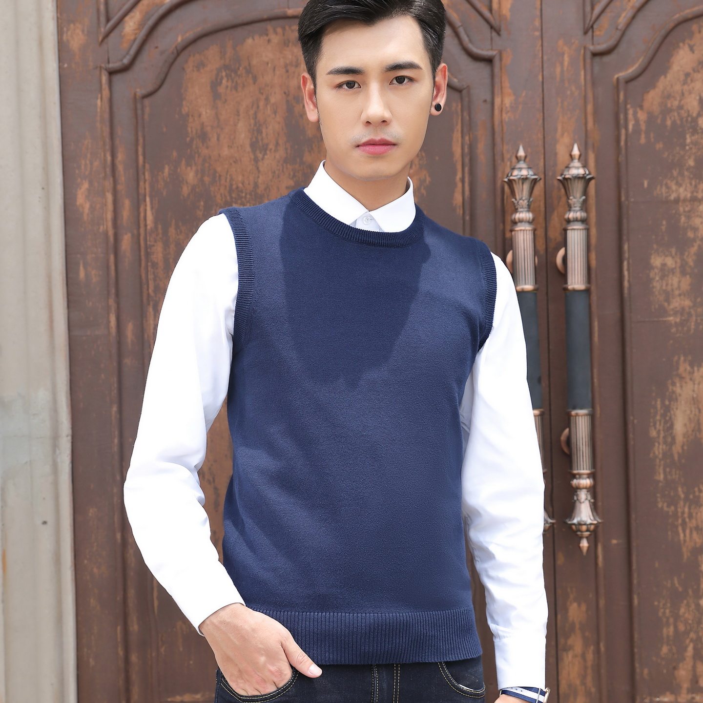 秋冬男士圆领针织衫毛背心修身薄线衣马甲休闲保暖打底衫纯色马夹