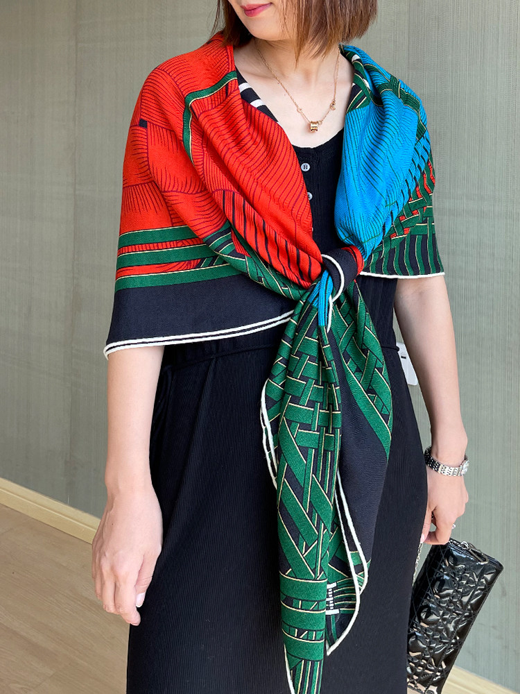 黑绿色双马丝绒羊毛围巾