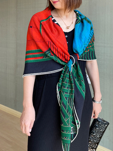 黑绿色双马交织真丝羊毛围巾女大方巾保暖加厚丝绒披肩女外搭秋冬