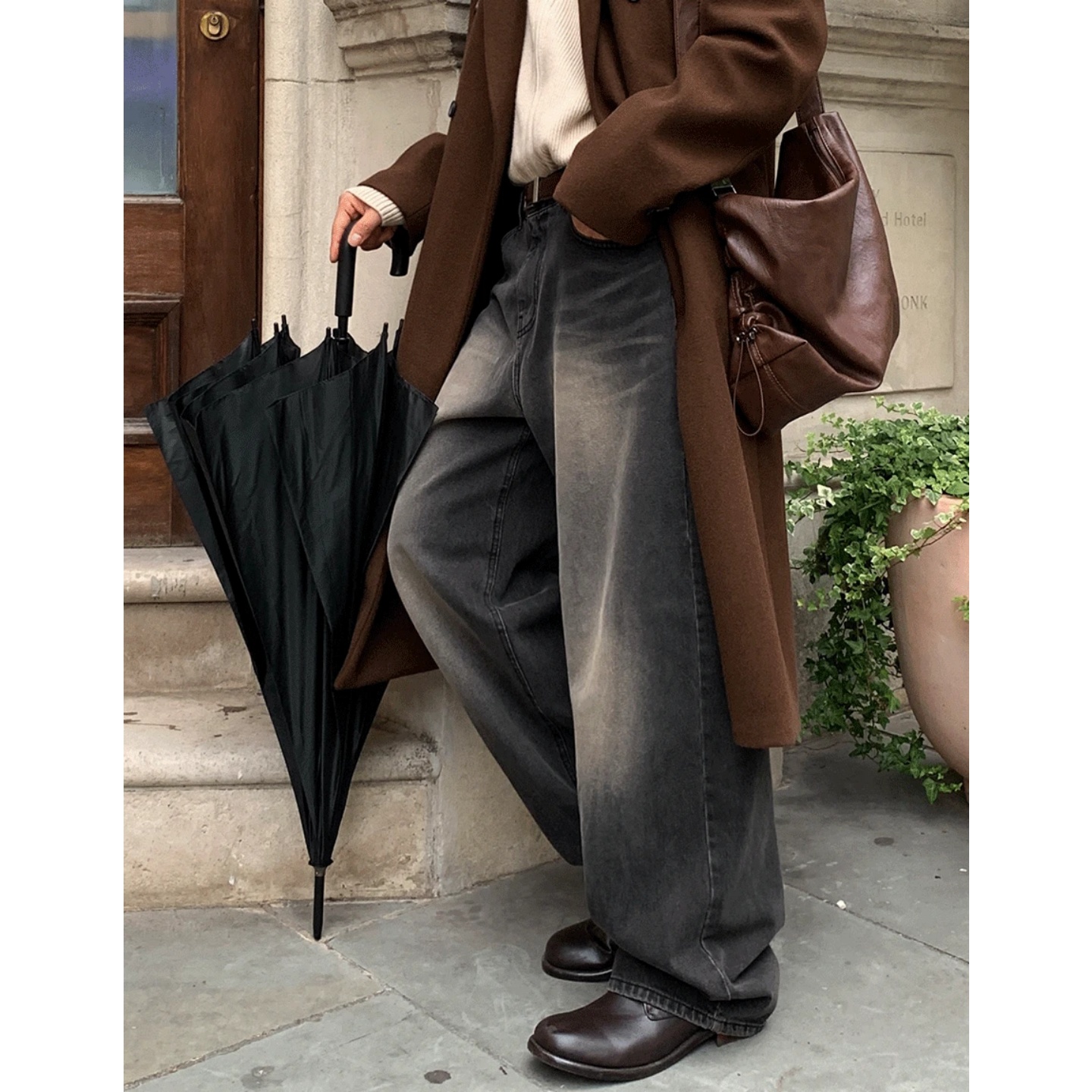 韩国男装复古泛黄水洗做旧牛仔裤