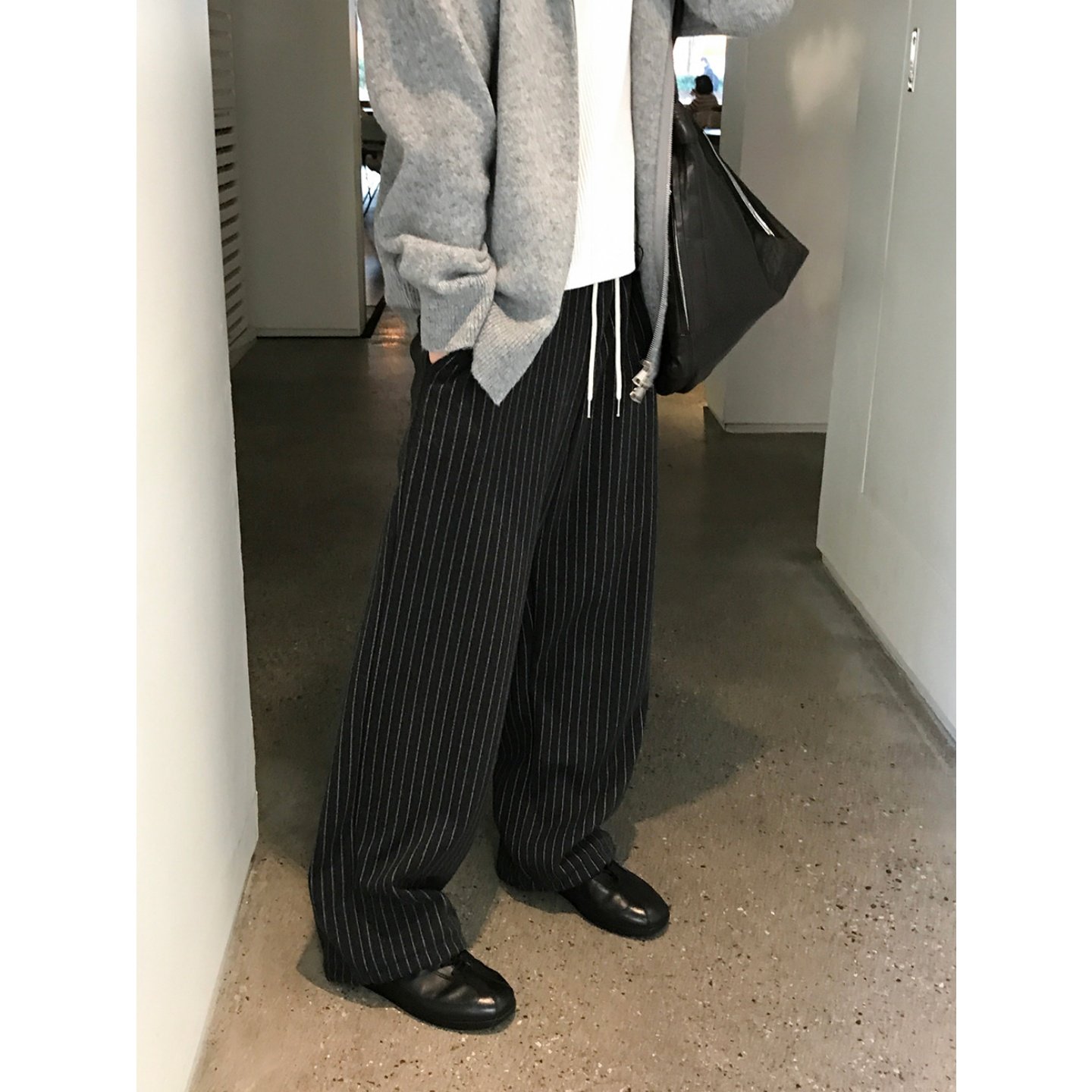 MRDONG韩国代购男装竖条纹松紧腰阔腿直筒休闲裤垂坠版型气质重工,男装,休闲裤,淘宝优惠券,粉丝福利购,淘宝优惠卷