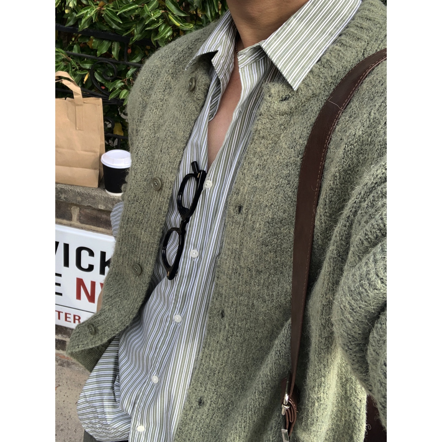 韩国男装弧形下摆条纹设计衬衫