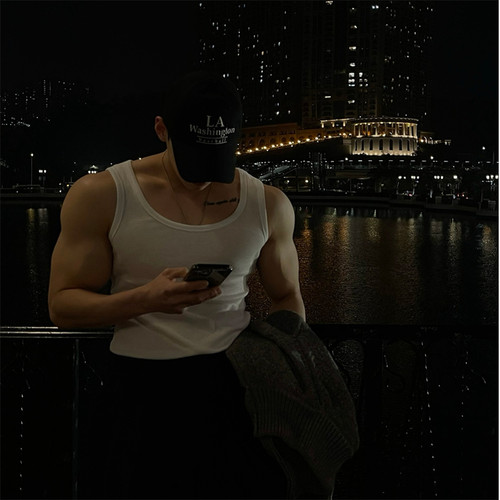 韩国男装纯色健身弹力修身背心
