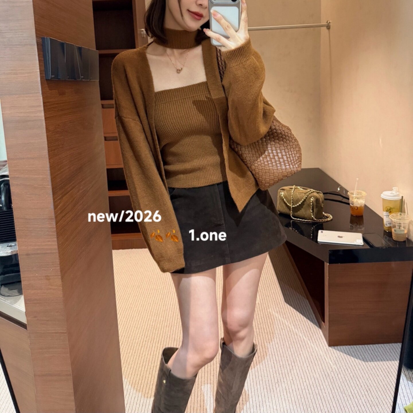 涤纶套头针织背心开衫套装女图片