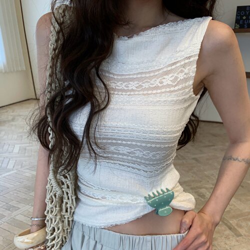 纯欲辣妹圆领蕾丝背心女