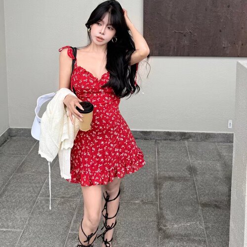 纯欲辣妹包臀碎花吊带连衣裙女