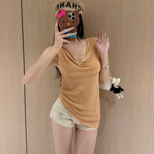 涤纶套头V领针织背心女