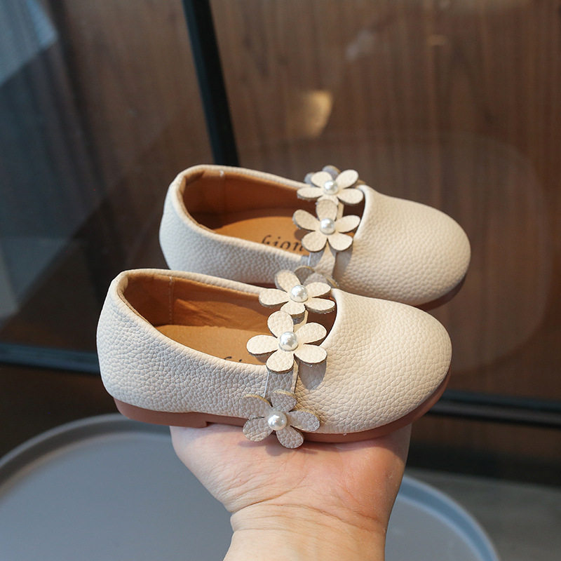 女童小皮鞋豆豆鞋子2026新款春秋儿童单鞋软底船鞋女孩宝宝公主鞋