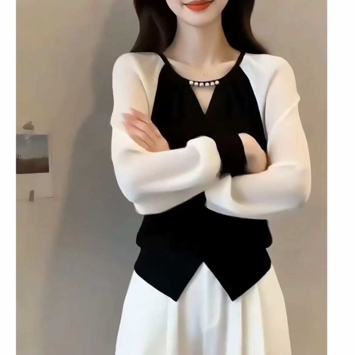 法式小心机镂空钉珠撞色衬衫女秋冬大码胖mm韩版时尚显瘦宽松上衣