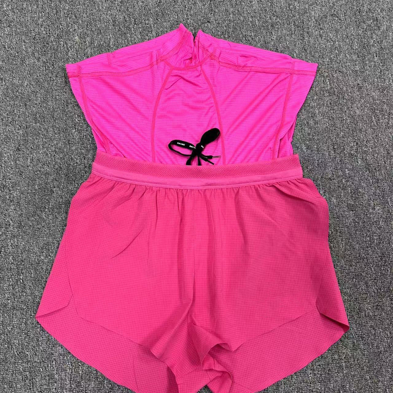 可定制丨夏季新款平角后腰包口袋健身田径跑步速干三分短裤带内衬