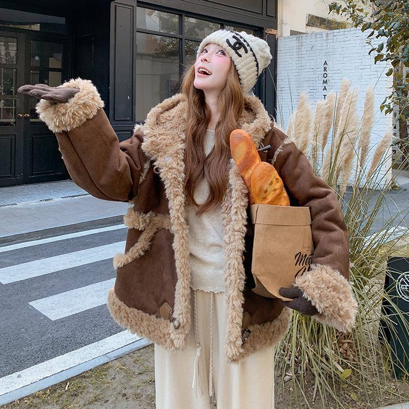 咖色复古款美2B196-60拉德厚牛角扣羊羔毛外套毛女冬2025新韩版加