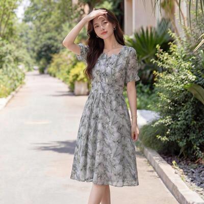 女装夏季款时尚胖方领裙子妹妹新气质碎花GT2683-0中长连款衣裙