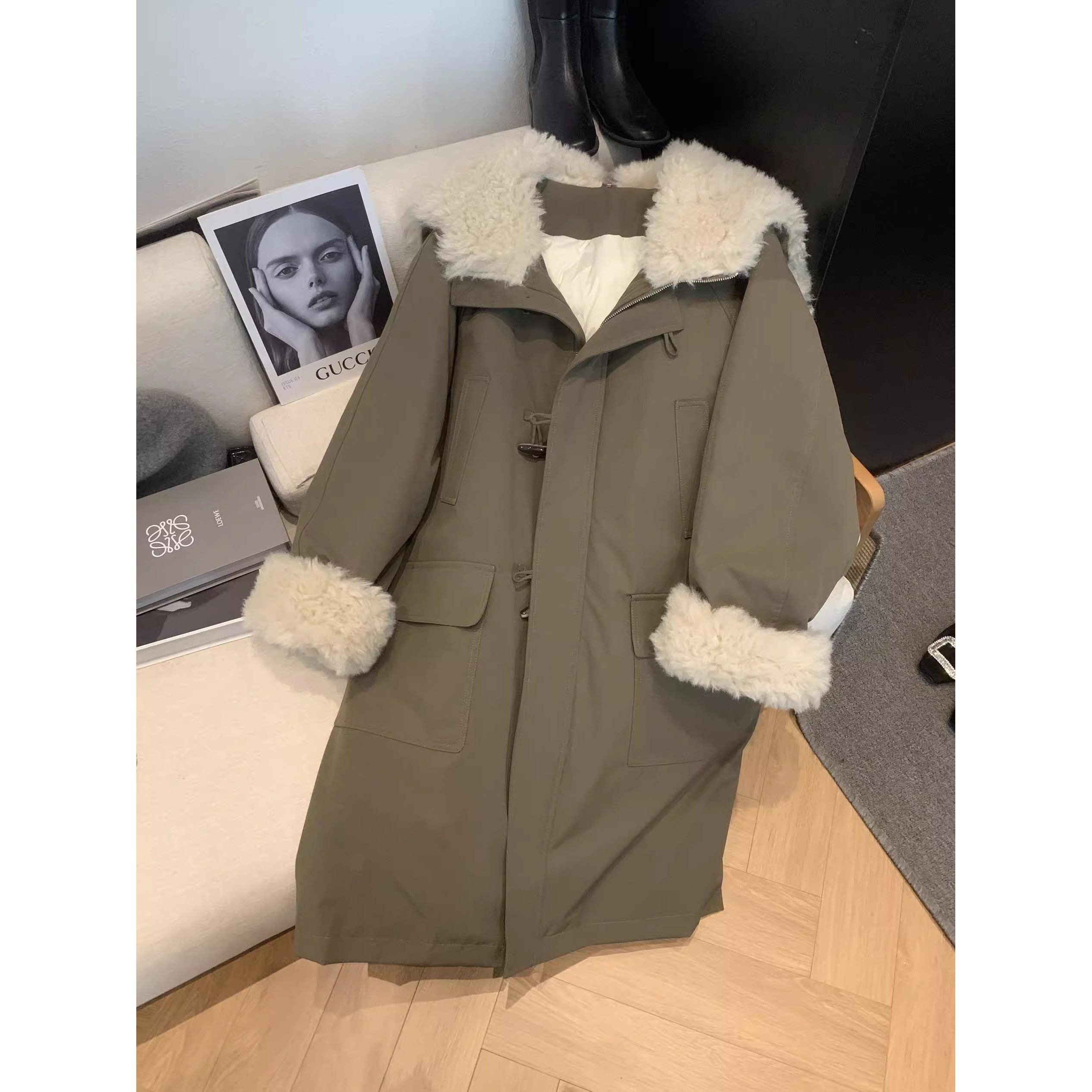超好看2025年冬季新款仿羊羔毛拼接棉服中长款百搭派克服外套女潮