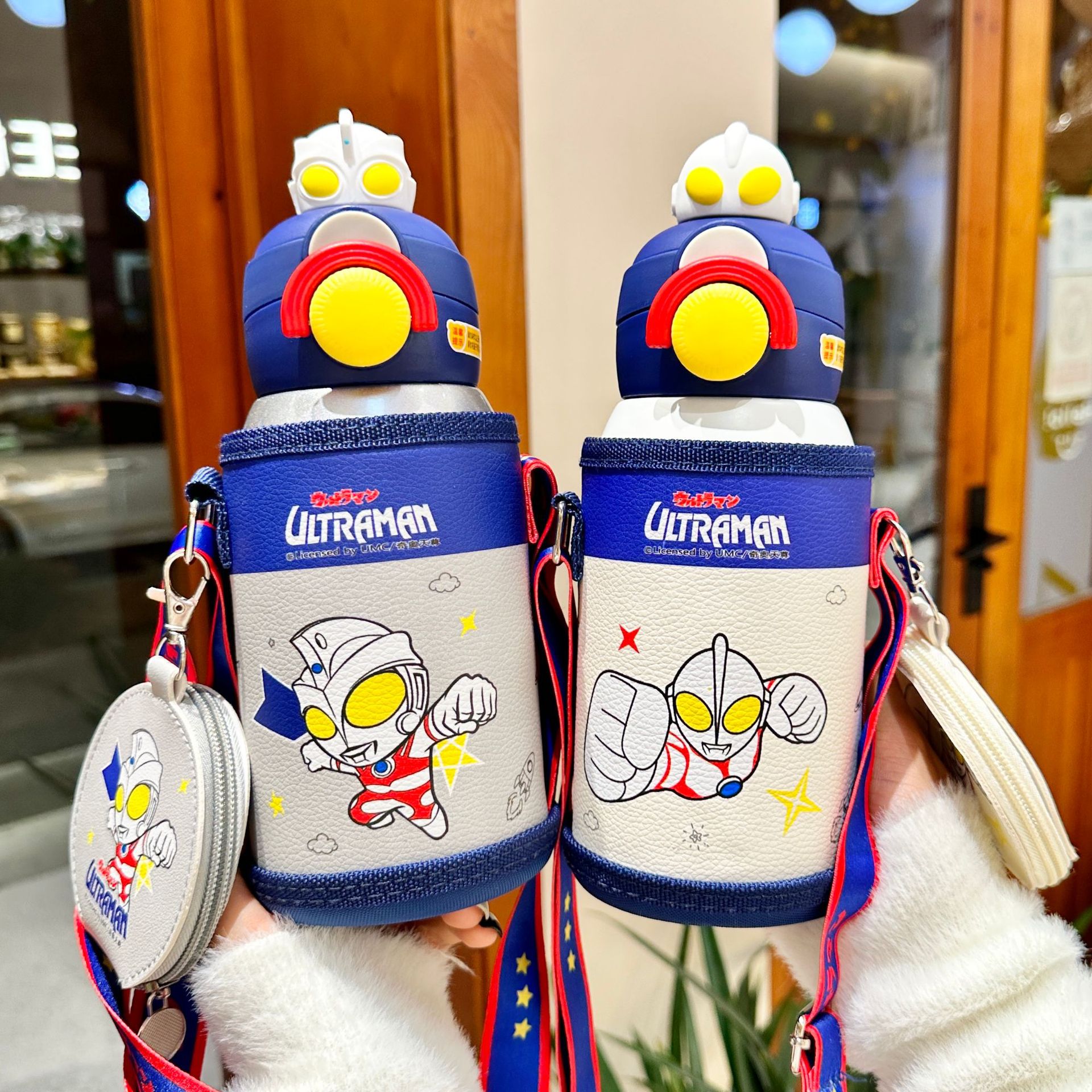 2025新款316不锈钢奥特曼儿童吸管保温杯小学生上学便携水杯卡通