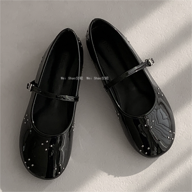 韩国东大门代购法式简约一字带铆钉浅口一脚蹬漆皮平底玛丽珍单鞋,女鞋,浅口单鞋,淘宝优惠券,粉丝福利购,淘宝优惠卷