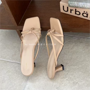 韩国东大门代购 气质显瘦细带组合夹趾小猫跟露趾外穿高跟凉拖鞋