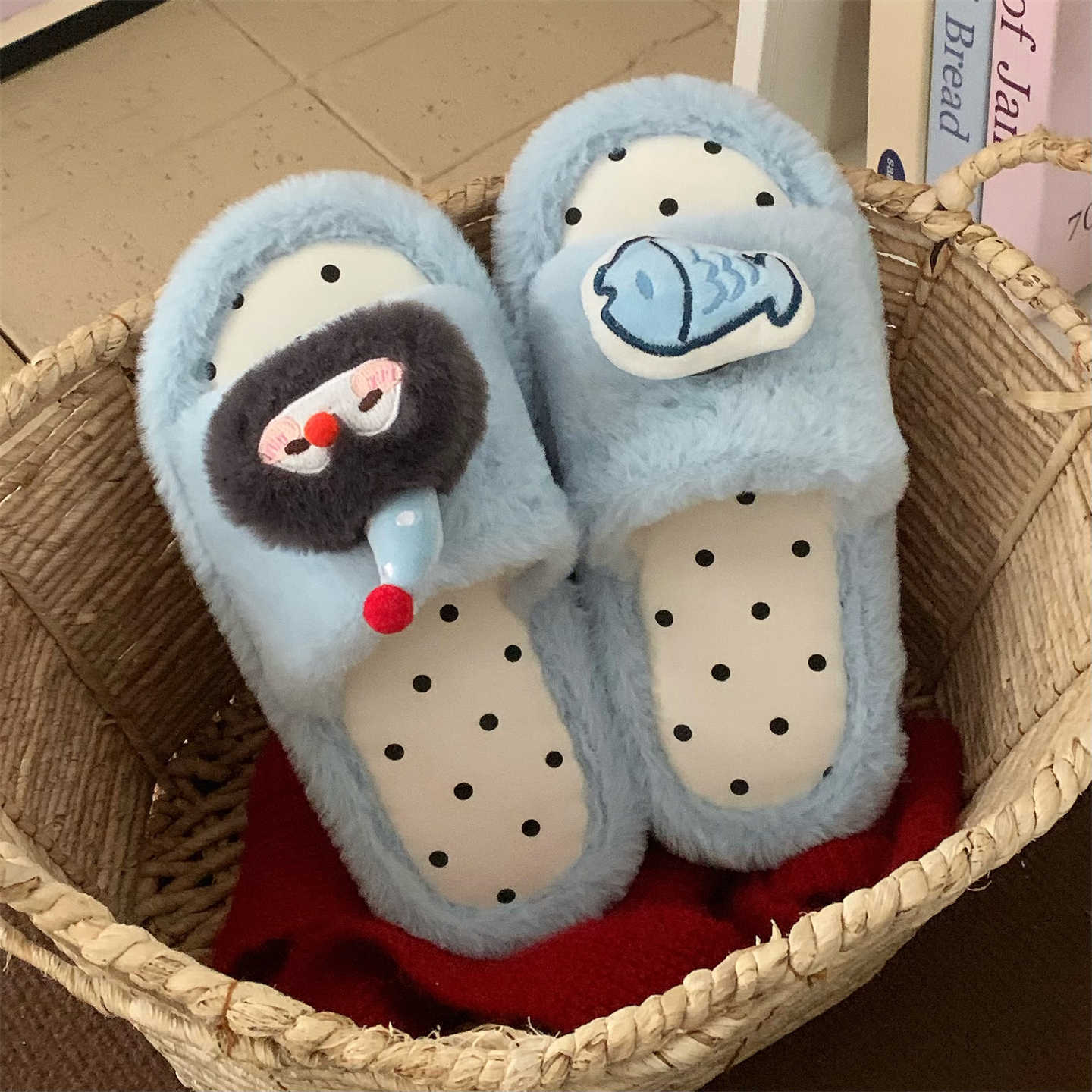 休闲居家可爱企鹅小鱼毛绒棉拖鞋女秋冬ins休闲室内舒适毛毛拖鞋