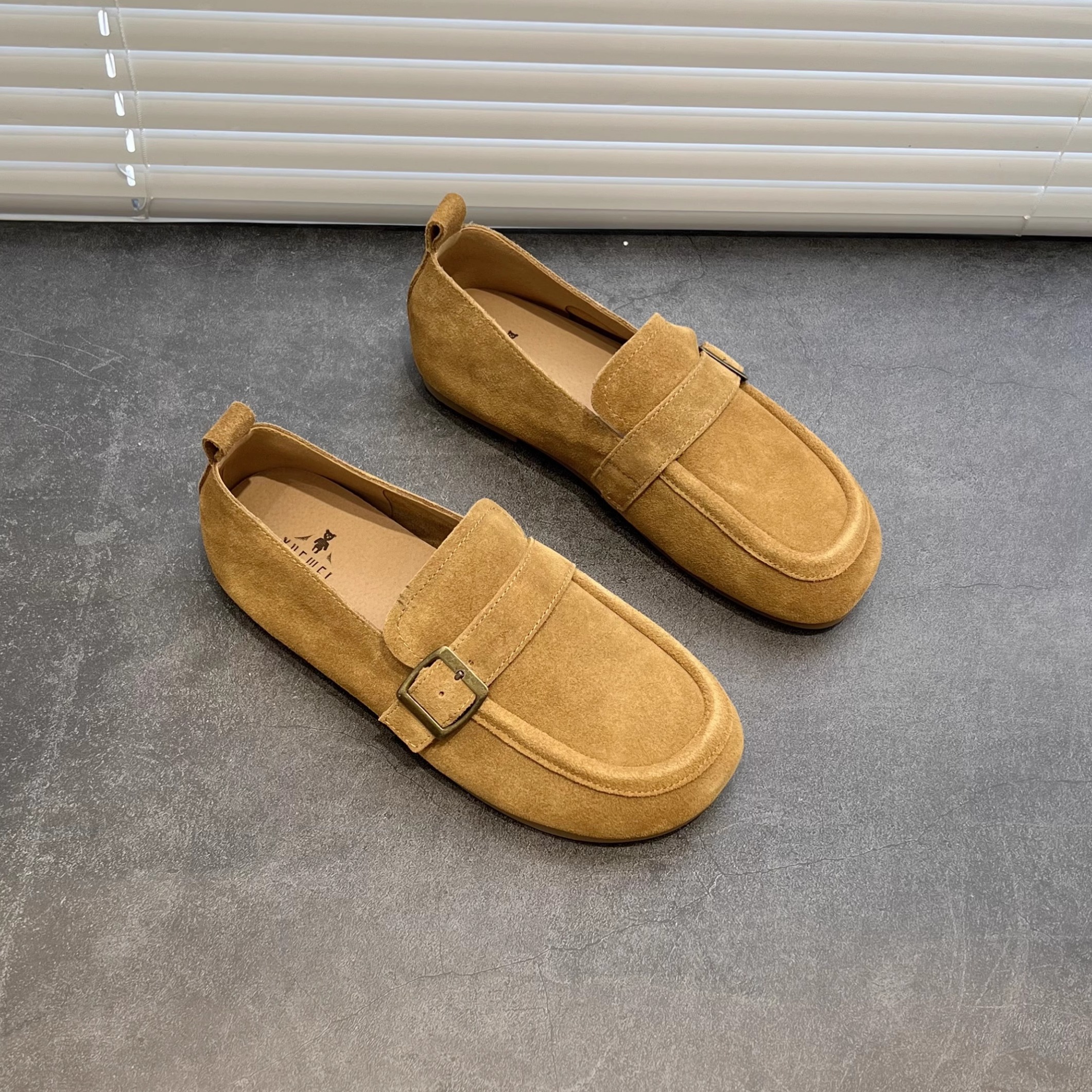 悦薇高品质女鞋牛反绒勃肯鞋女包头一脚蹬博肯磨砂平软底休闲单鞋