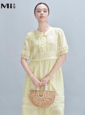 天谜连衣裙国风盘扣镂空奶油色气质长裙2024夏季女装TMi42129