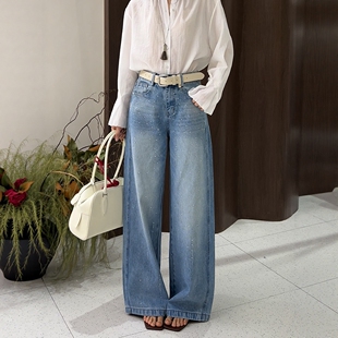 BEKISS贝斯7826阔腿牛仔裤女早春新款直筒裤满天星烫钻宽松拖地裤