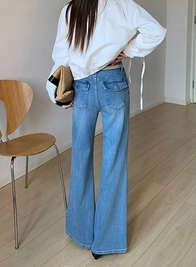 BEKISS贝斯7956直筒微喇牛仔裤女早春新款喇叭裤高腰宽松拖地裤子