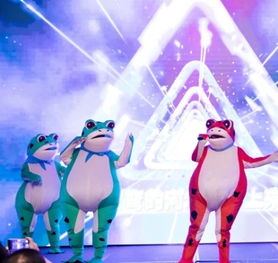 深圳出租青蛙卡通人偶服装网红同款充气蛤蟆青蛙玩偶表演服装租赁