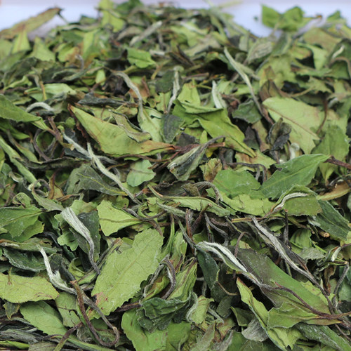 高山韵花香 茶水饱满细滑甘甜 回甘香甜生津