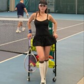 网球花苞连衣裙抽绳带胸垫中强度健身休闲外穿户外跑步芭蕾风女士