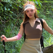 Polo翻领运动背心带胸垫短款 网球健身瑜伽徒步休闲外穿女一体杯