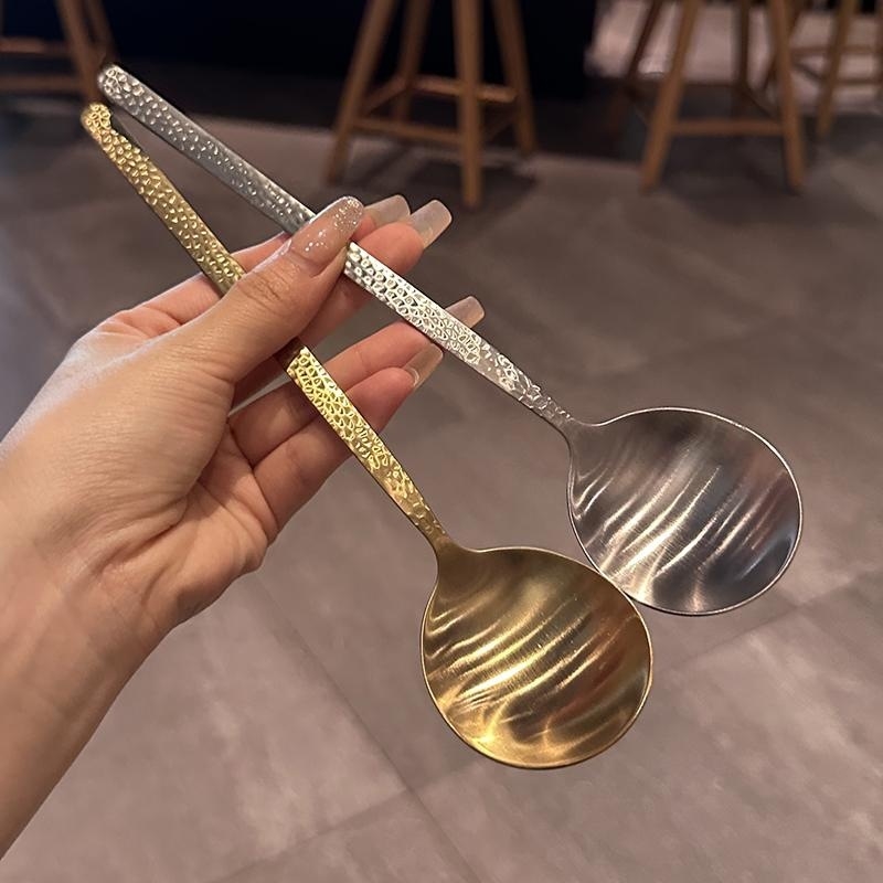干饭人专用勺子！精致不锈钢喝汤勺主餐更西餐勺子锤纹大圆头长柄