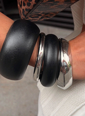 博主同款极简素圈小众时尚饰品手镯个性宽面夸张手环高级感手环