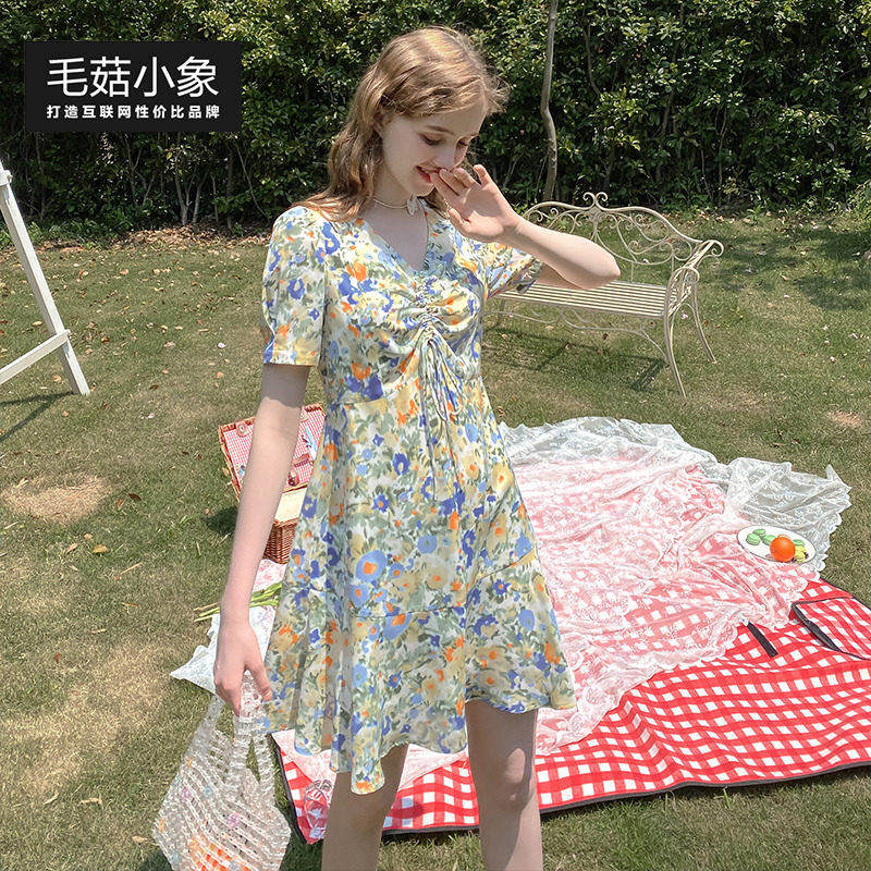 毛菇小象小个子连衣裙女夏2020新款显瘦碎花雪纺法式油画桔梗裙子