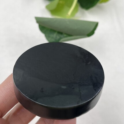 【半成品】新疆和田玉聚墨青花手镯芯牌子边角料包邮68克带证书