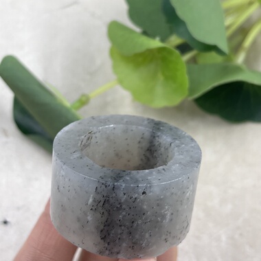 新疆和田玉点墨青花扳指戒指圈口22指环边角料玉石料下脚料包邮t