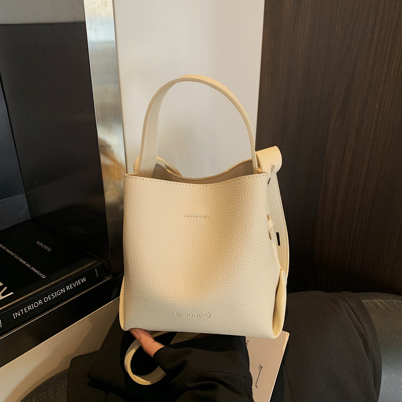 水桶包女百搭手提单肩包大容量通勤简约,箱包皮具/热销女包/男包,水桶包,淘宝优惠券,粉丝福利购,淘宝优惠卷