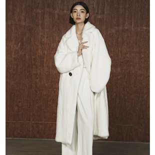 秋冬年輕外套2024新款 女 紫標(biāo)天鵝絨進(jìn)口水貂皮草母貂女款 KC中長(zhǎng)款