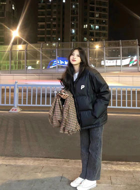 免洗pu皮加绒加厚棉服外套女2026冬款休闲宽松字母印花保暖面包服