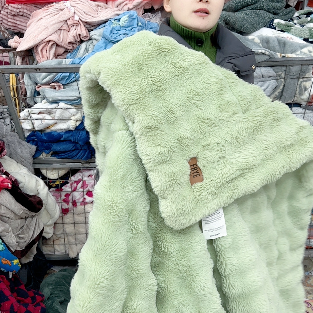 200.230仿兔毛夹棉被，高货,居家布艺,家纺布艺/布料面料缝制服务,淘宝优惠券,粉丝福利购,淘宝优惠卷